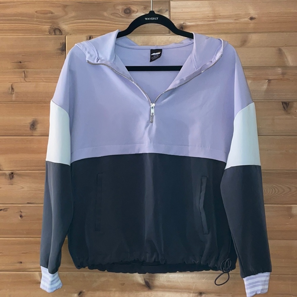 Avia pullover BNWOT